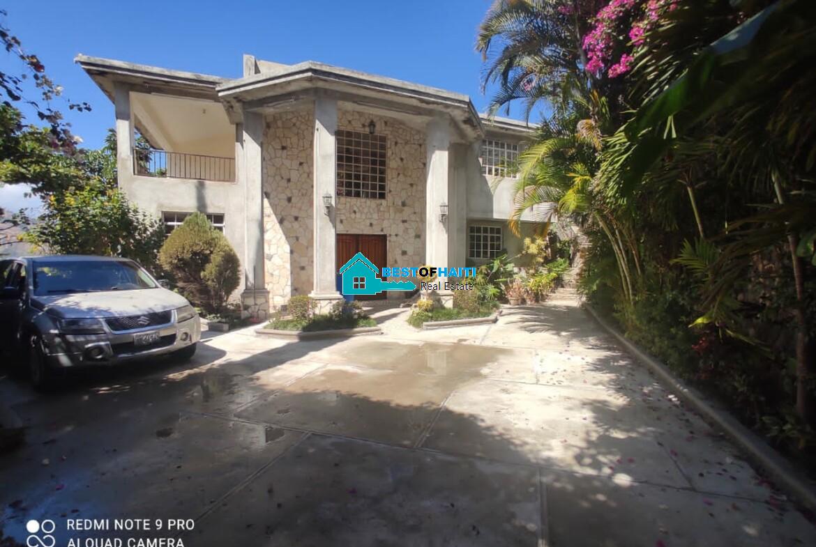 Modern 3 Beds, 3 baths House for Rent in Thomassin 48, Petion-Ville, Haiti