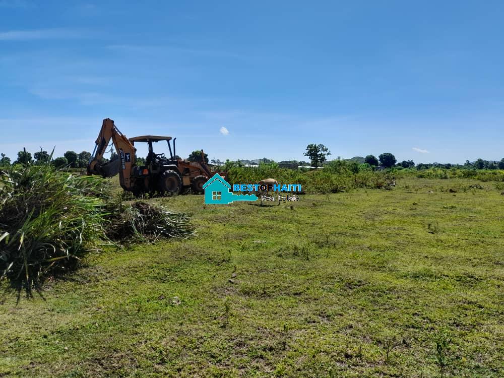 Projects Land for Sale in Cap-Haitian - 258,000 Square Meters (63 Acres)