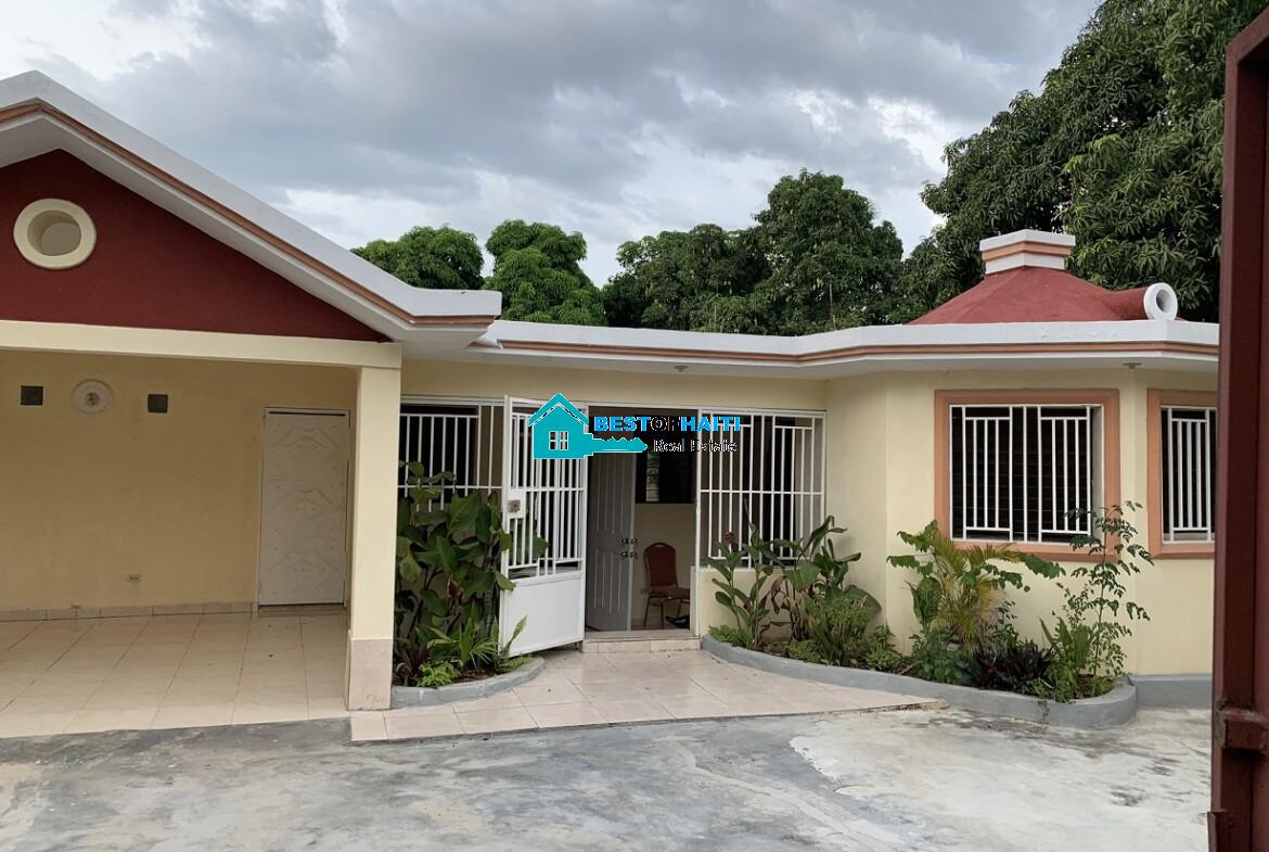 Low House for Sale in Catalpa 1, Delmas 75/83, Port-au-Prince, Haiti
